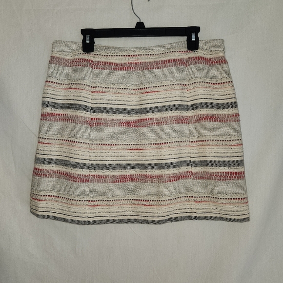 Tahari Arthur S Levine Striped Knit Skirt in Red and Gray Size 14P - Picture 2 of 10